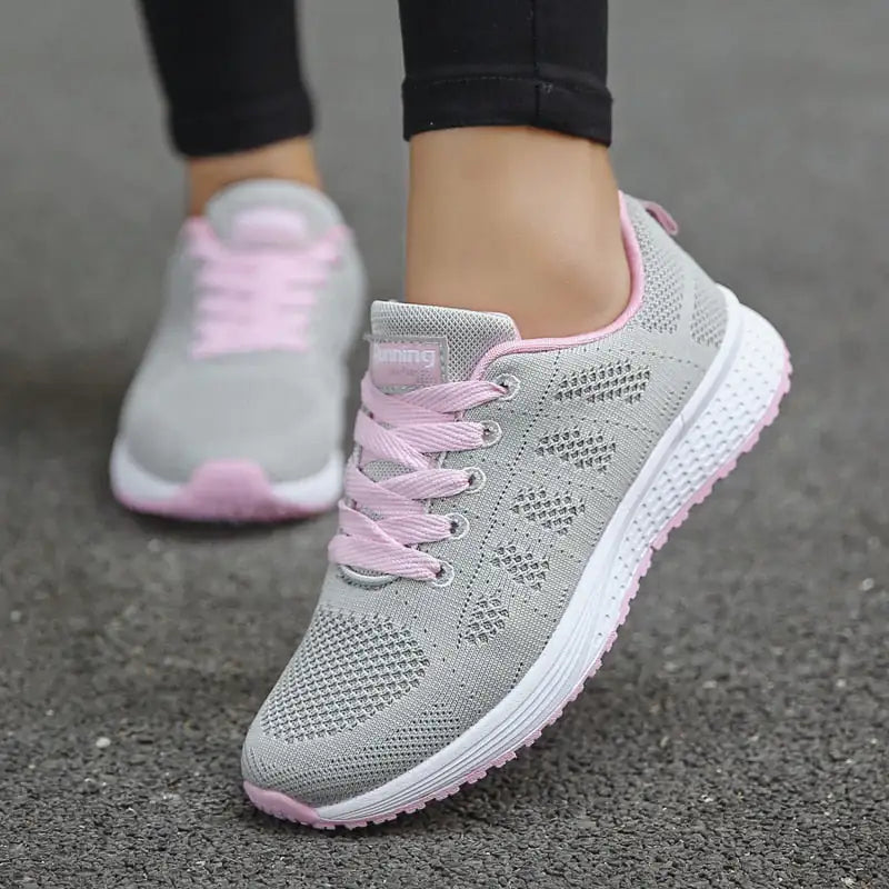 Comfortable Women's Sports Shoes